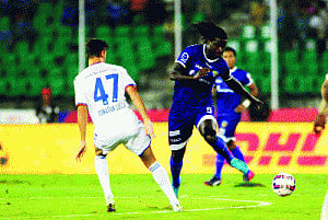 Goa beat Chennai to top ISl table