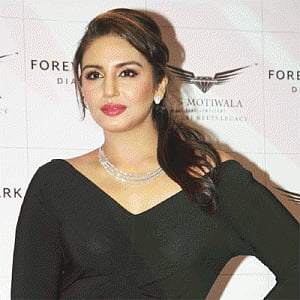 Huma excited to 'unleash terror' with Saqib in 'Oculus' remake