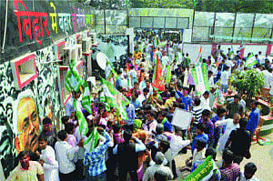 Nitish endorsed as Vikas Purush
