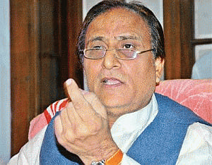 Tipu wore ring with Ram engraved on it when he died: Azam