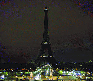 World weeps with Paris