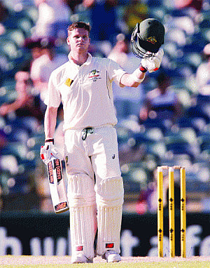 Tons keep coming at WACA