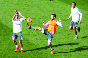 Stage set for enthralling Clasico