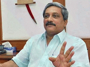 Future wars might take place in cyber world: Parrikar