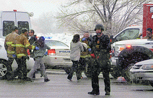 3 killed in shooting at family planning centre in Colorado