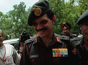 Army chief reviews training exercise 'Drad Sankalp'