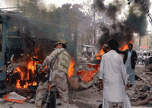 23 killed, 70 injured in Pakistan market bombing