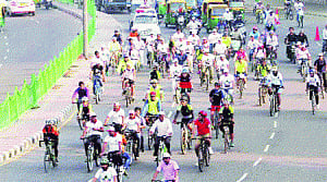 3rd car-free day today for clean air