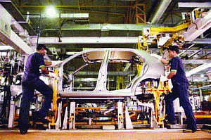Industry, Govt officials for fiscal benefits to boost mfg