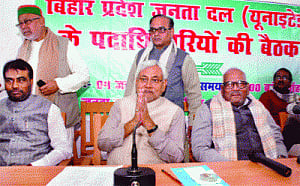 JD(U)-RJD merger taking shape: Nitish