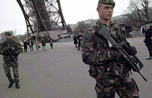 France 'faced down' attacks but still under threat: Hollande