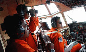 Search continues for AirAsia jet