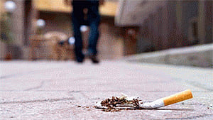 Trying to quit smoking? Avoid pretty women