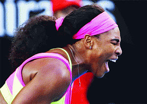 Smooth sailing for Novak, Serena