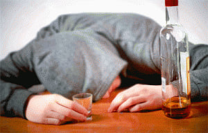 Alcohol TV ads linked with underage drinking: study