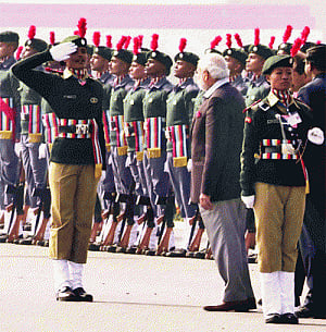 Make world record in yoga, Modi asks NCC