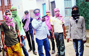 Didi's men run riot in Bengal civic polls, again