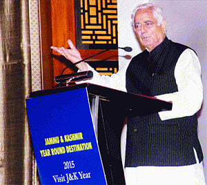 Mufti praises Modi for transparency at Centre