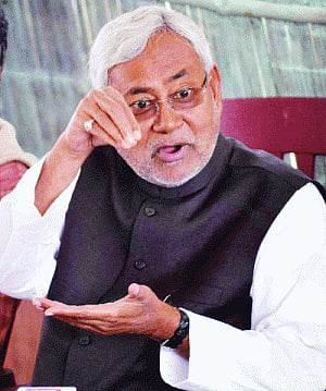 Nitish takes his flock of 130 to meet Prez