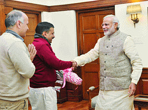 PM's chai pe charcha with Kejri