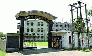 TMC union attacks prof, locks up V-C