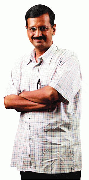Upping the ante, Kejriwal calls 'emergency' session of Assembly
