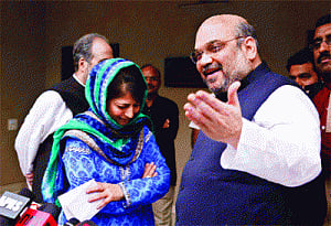 BJP, PDP iron out creases to form Govt in J&K