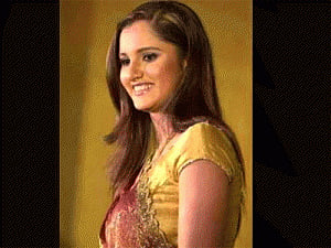 Sania breaks partnership with Hsieh, to pair with Hingis