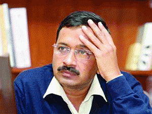 As the gloves come off on Twitter, Kejriwal rolls with the punches