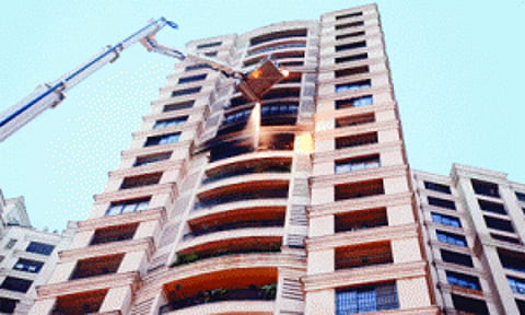 7 dead, 25 hurt in Mumbai building fire