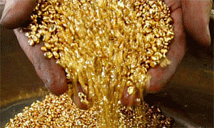 Gold falls Rs 195 per 10 gram; silver down Rs 200 per kg