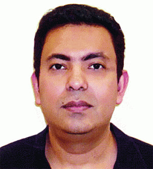 B'desh police hand over Avijit Roy murder evidence to FBI