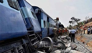 34 killed, 150 injured in train derailment in UP