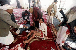55 dead in mosque bombings in Yemen capital: medics