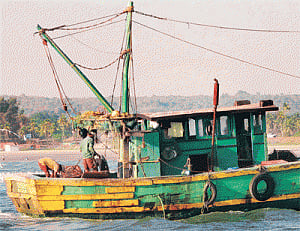 Pakistan releases 57 Indian fishing boats