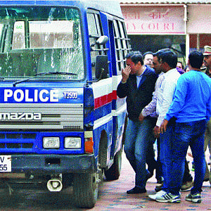 Govt on toes to stymie file leak