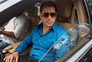 2002 hit-n-run case: Salman denies driving car; having drinks