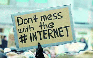 Outrage forces Flipkart to support Net neutrality
