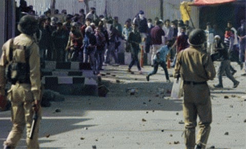 Kashmiri protester killed in firing, police admit lapse