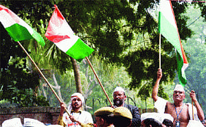 AAP ups the ante against 'deadly' land Bill