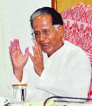 Comply with labour Act, Gogoi tells tea gardens