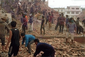 Massive quake kills 34 in India, 100 injured