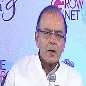 FinMin to meet PSU banks tomorrow to review stalled projects