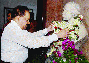 Didi a great fighter, says Harsh Vardhan