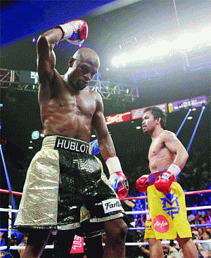 Mayweather remains lord of ring