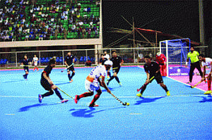 India outclass Japan 2-0