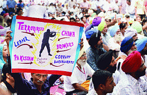 Veterans take out 'Sainik Ekta' rally