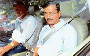 Kejriwal asks Gamlin not to take charge as acting Chief Secy