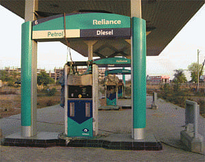 RIl to restart petrol pump network by March next year