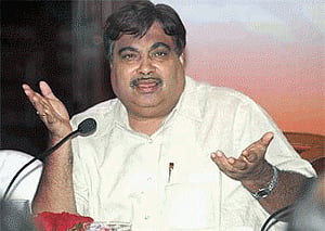 Plans for 16-lane road to decongest Delhi traffic